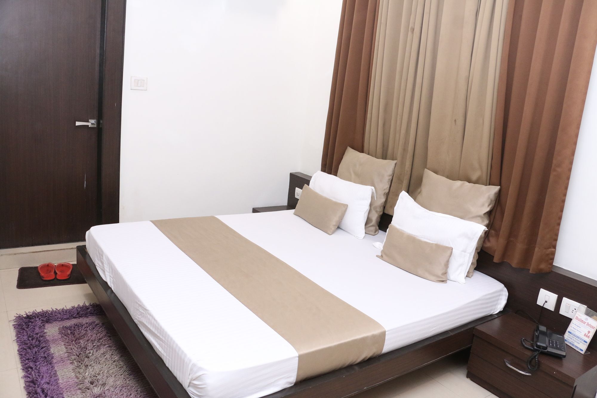 Hotel Shalimar Deluxe Bhópál Exteriér fotografie